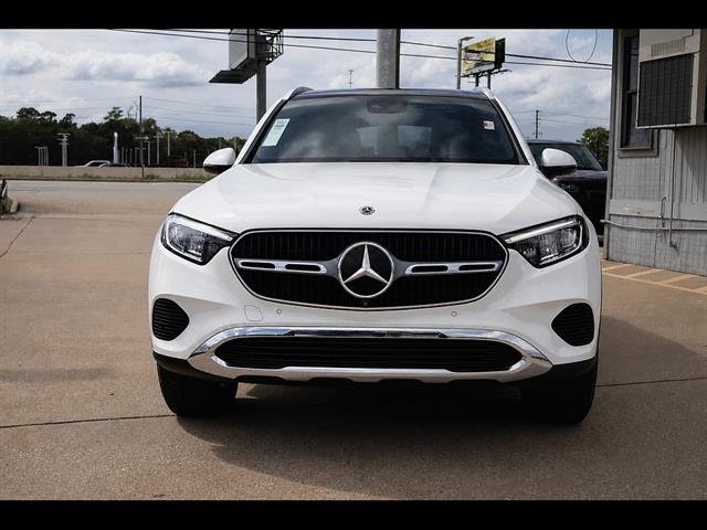 Used 2023  Mercedes-Benz GLC 300 4MATIC® image 7
