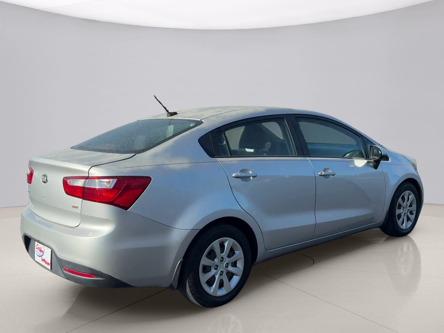Used 2014 Silver Kia LX image 5