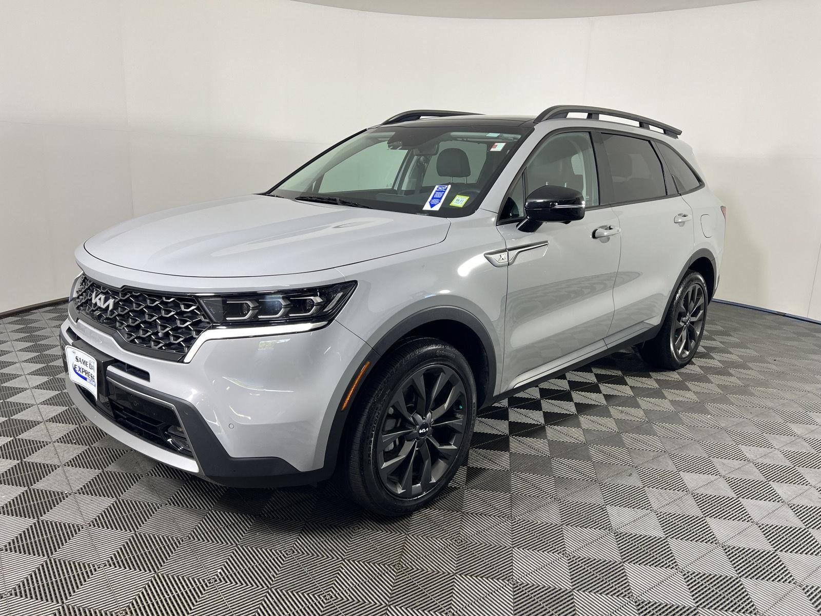 Used 2023 Wolf Gray Kia X-Line SX Prestige image 32