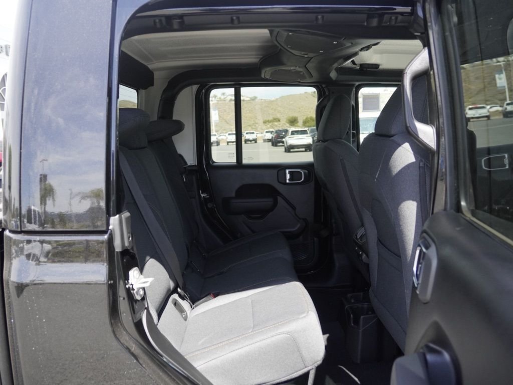 New 2026 Black Clear-Coat Exterior Paint Jeep Sport S image 23