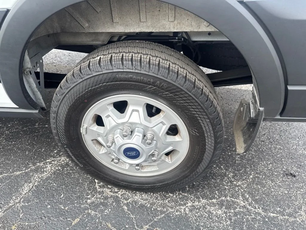 Used 2025 White Ford Base image 40