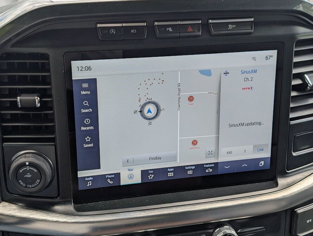 Used 2023  Ford Lariat image 16