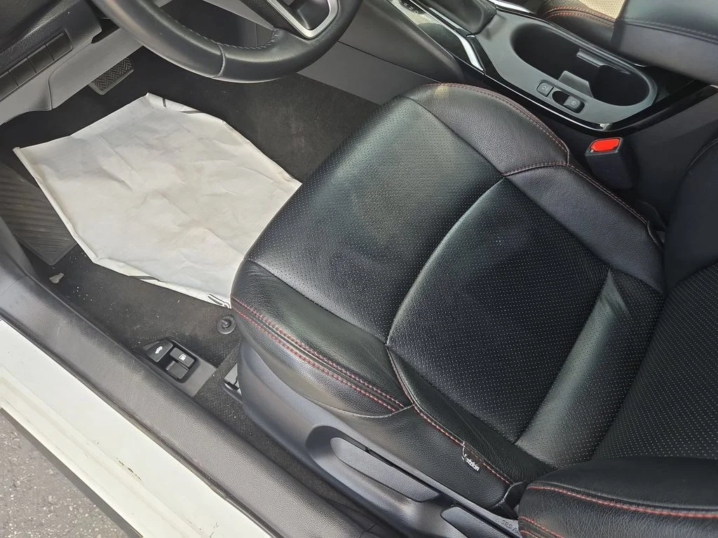 Used 2024 Ice Toyota SE image 26