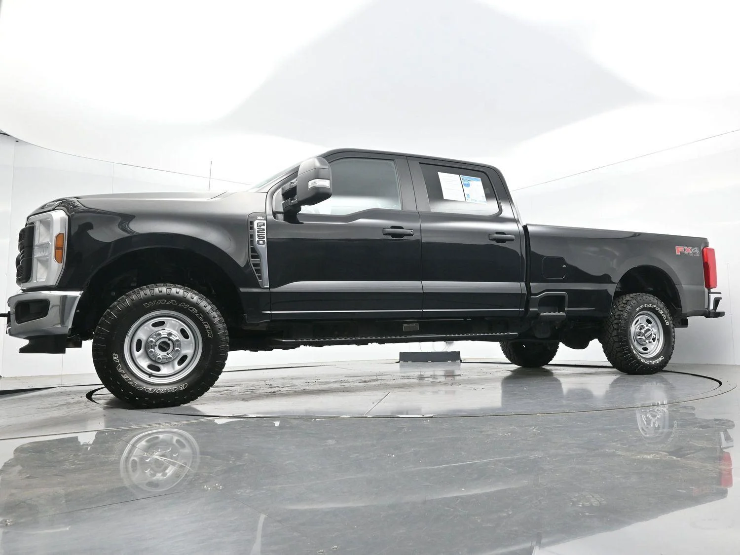 Used 2024 Black Ford XL image 42