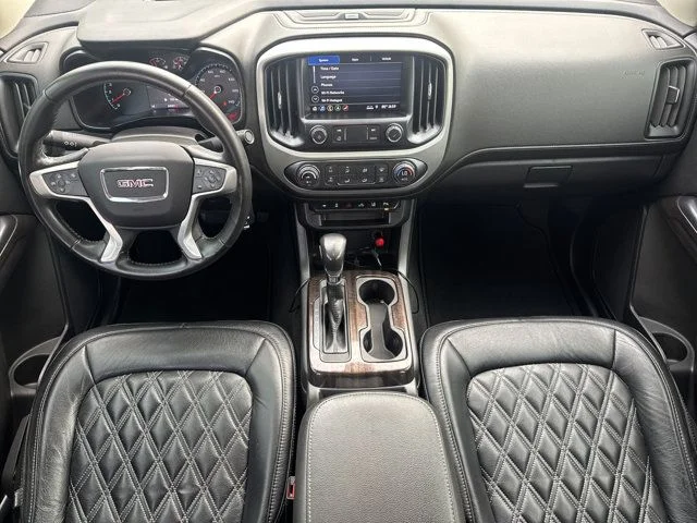 Used 2022 Gray GMC Elevation image 13