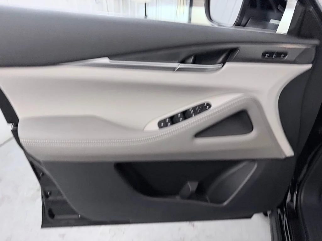 New 2027 BLACK OBSIDIAN INFINITI Luxe AWD image 13