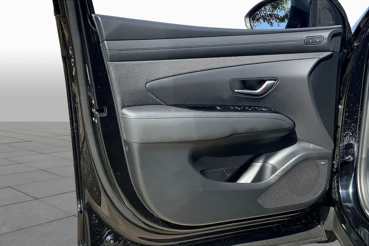 2026 Hyundai Santa Cruz Limited - Photo 10