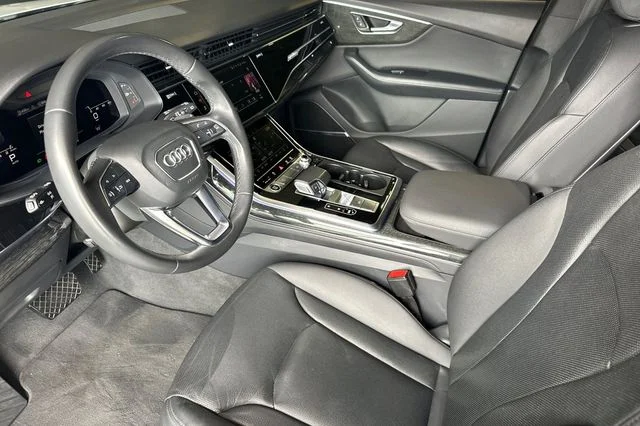 Used 2021 White Audi 55 Prestige image 9