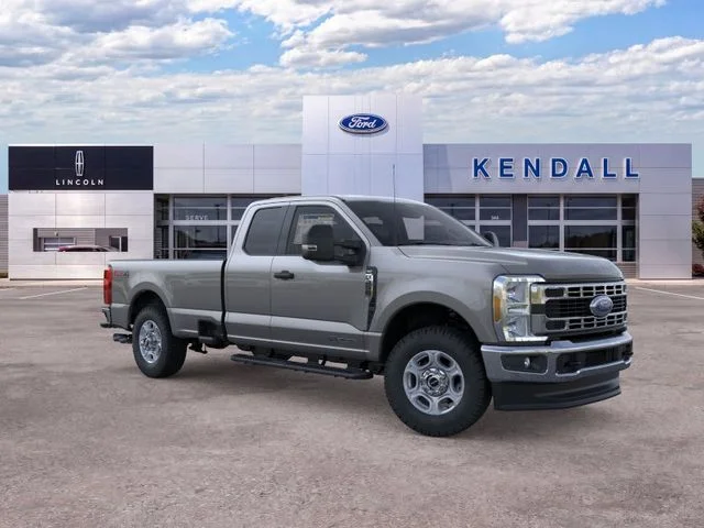 New 2026 Gray Metallic Ford XLT image 7