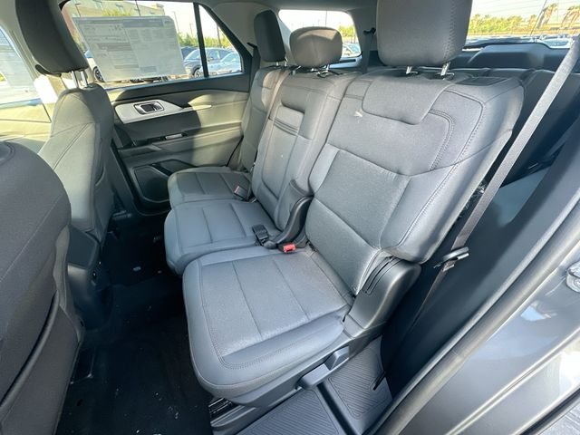 New 2026 Carbonized Gray Metallic Ford Active image 25