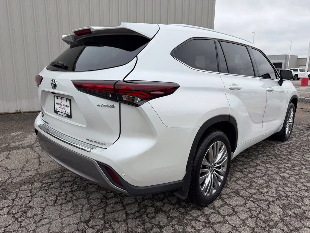 Certified Used 2024 Beige Toyota Platinum image 5