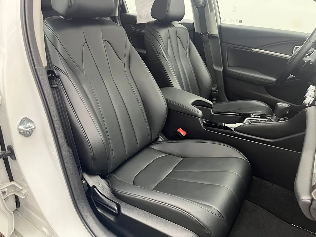 Used 2023 White Acura Base image 34