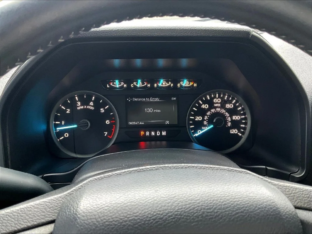 Used 2020 White Ford XLT image 7