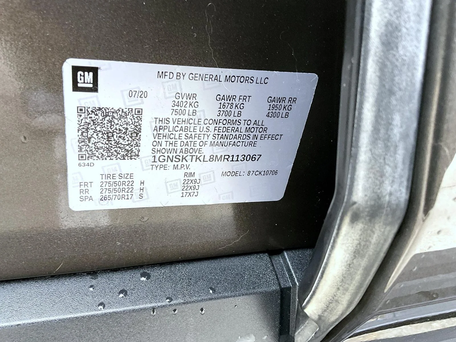 Used 2021 Gray Chevrolet High Country image 27
