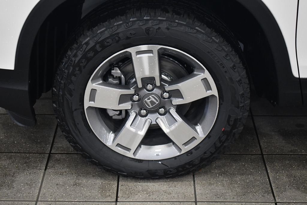 New 2026 Platinum White Pearl Honda RTL image 7
