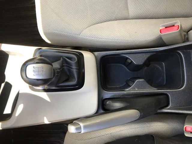 Used 2012  Honda LX image 18