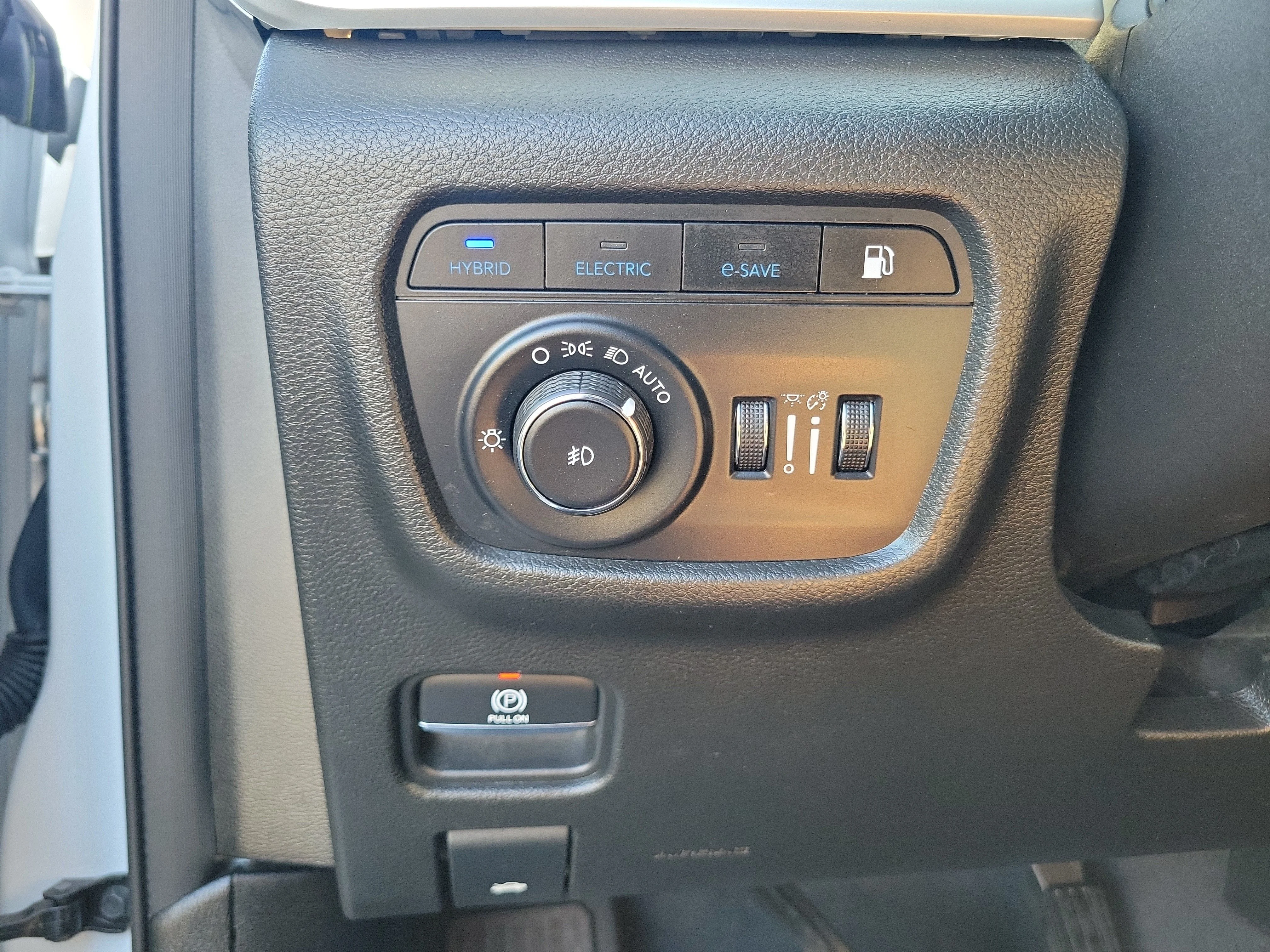 Certified Used 2022 White Jeep 4xe image 27