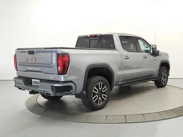 Used 2024 Sterling Metallic GMC AT4 image 7
