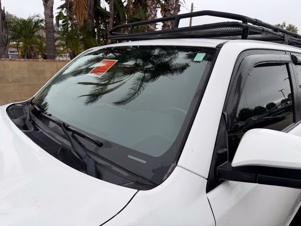 Used 2015 White Toyota SR5 image 10