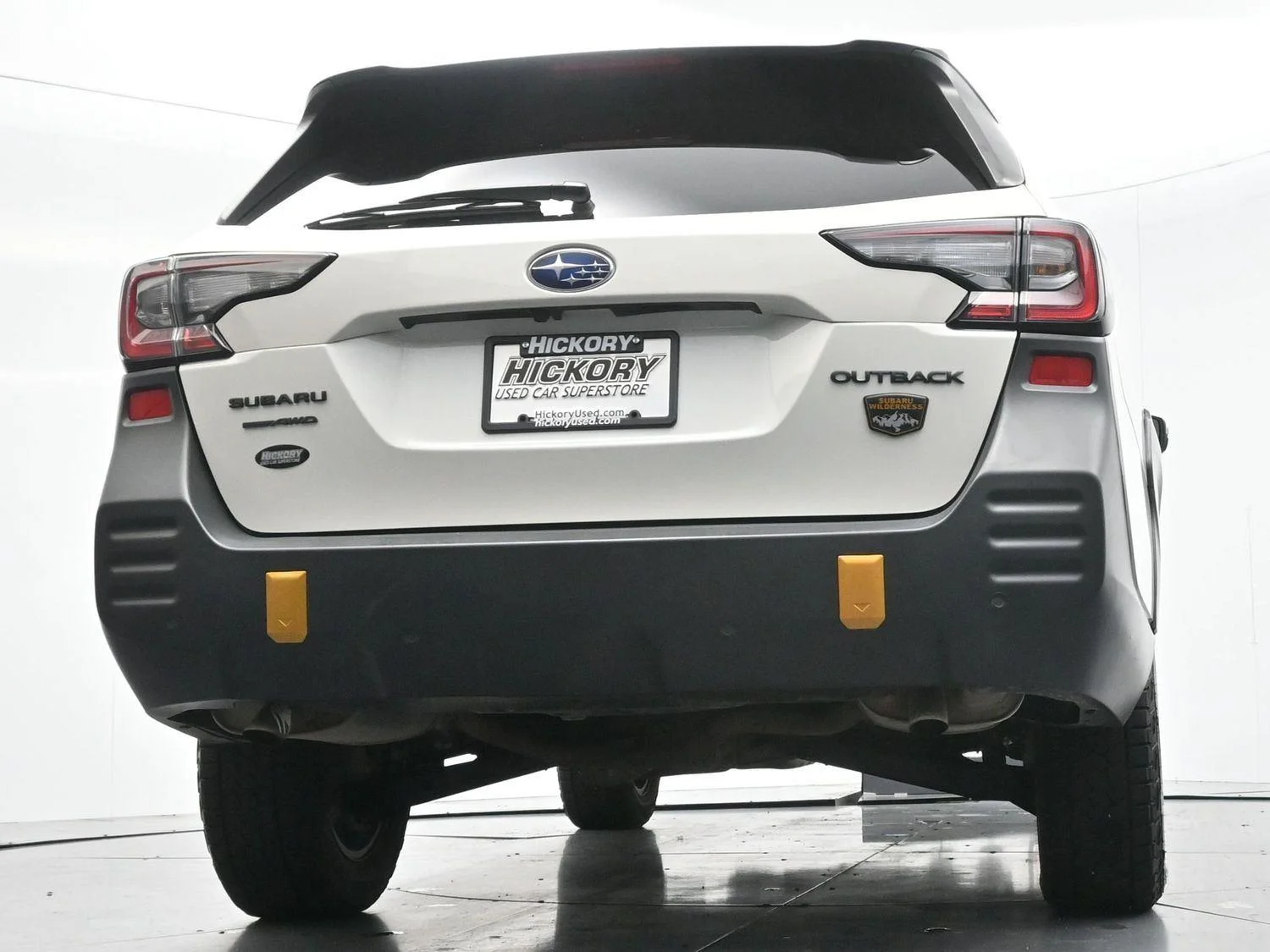 Used 2024 Crystal White Pearl Subaru Wilderness image 46