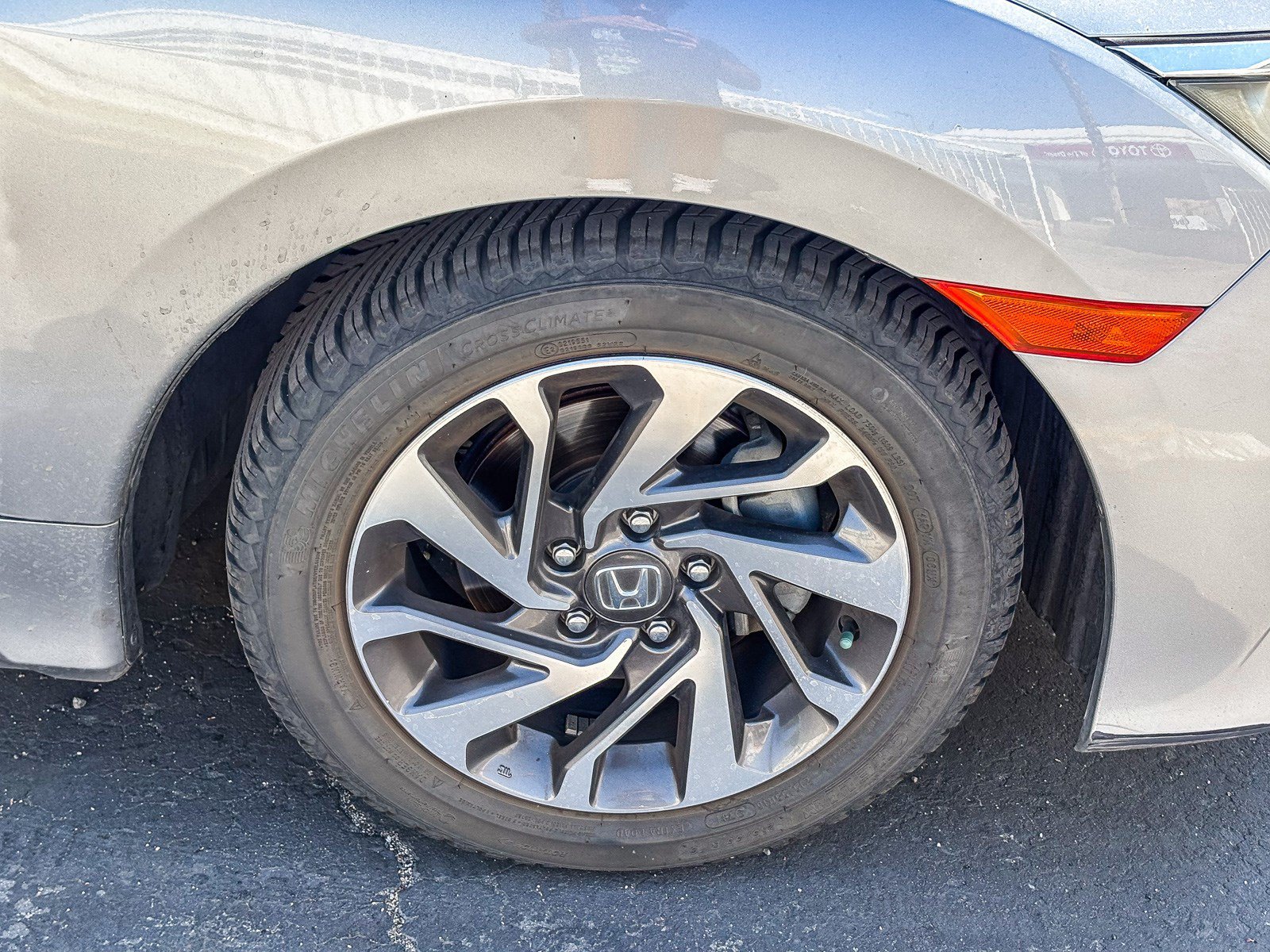 Used 2017 Lunar Silver Metallic Honda EX image 9