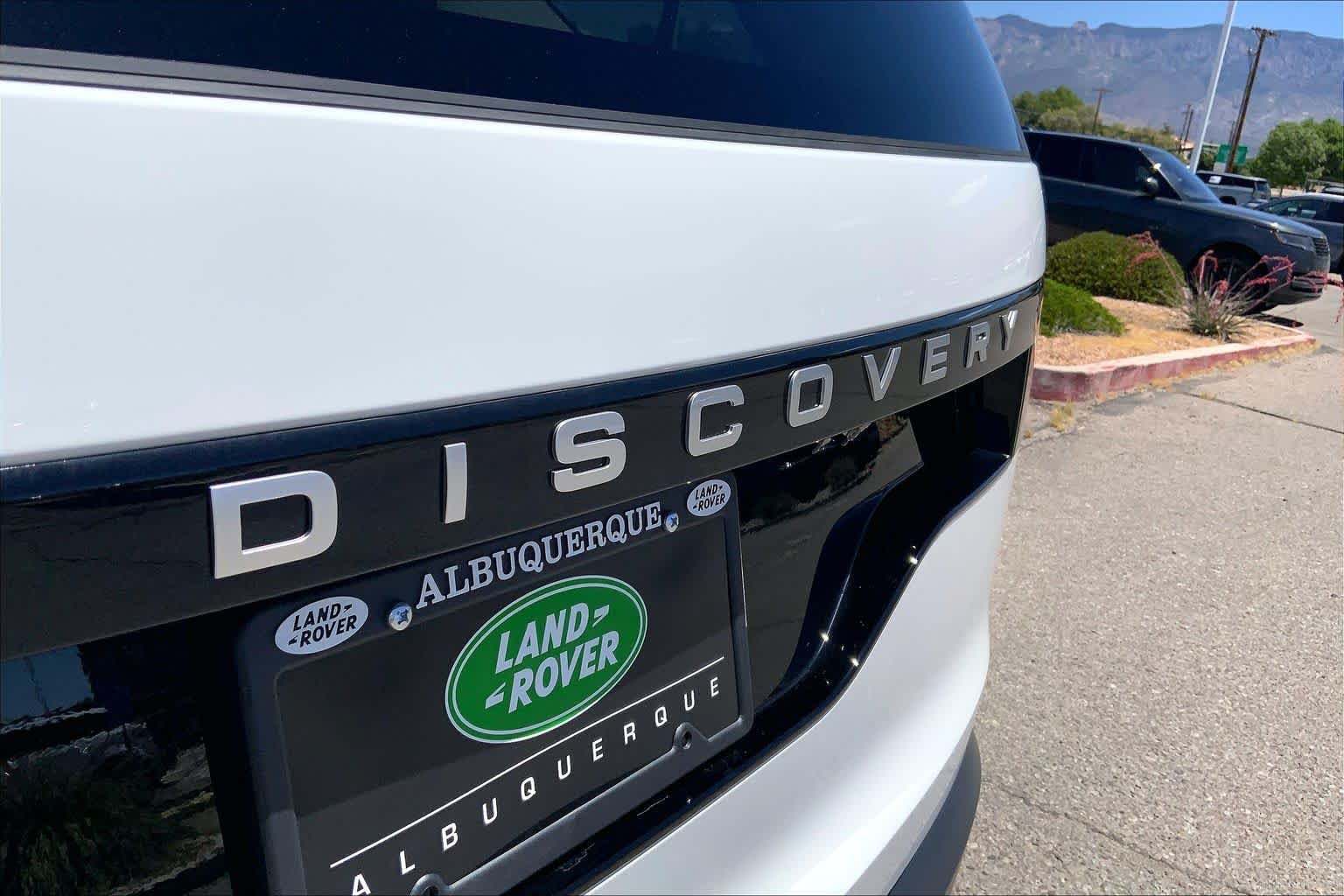 New 2026 Fuji White Land Rover S image 15
