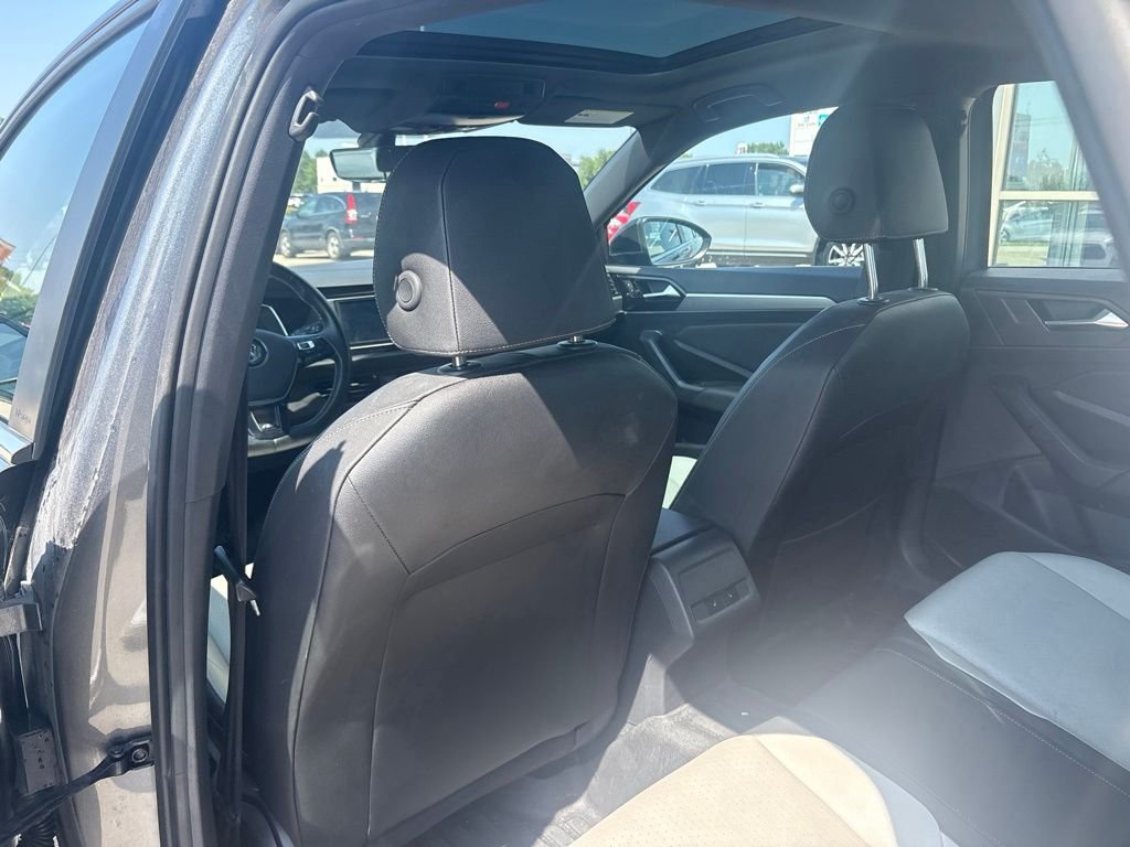 Used 2021 Gray Volkswagen R-Line image 37