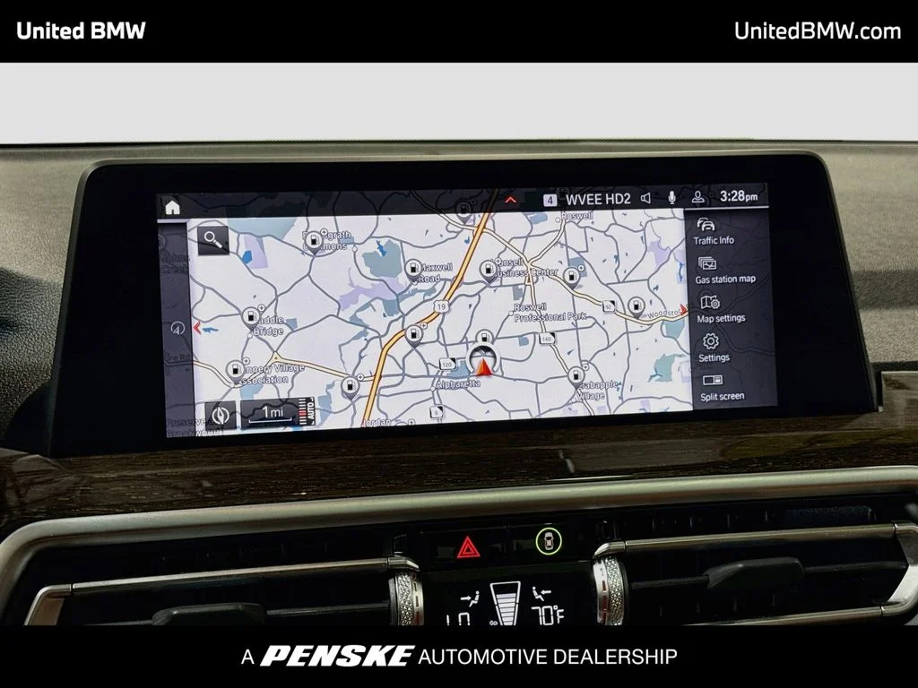 Used 2023 Jet Black BMW sDrive30i image 10