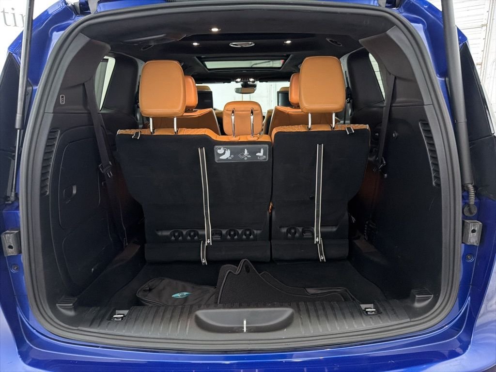 Used 2021 Blue Chrysler Pinnacle image 24