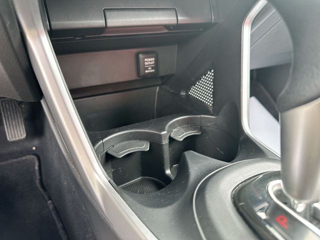 Used 2015  Honda Base image 37