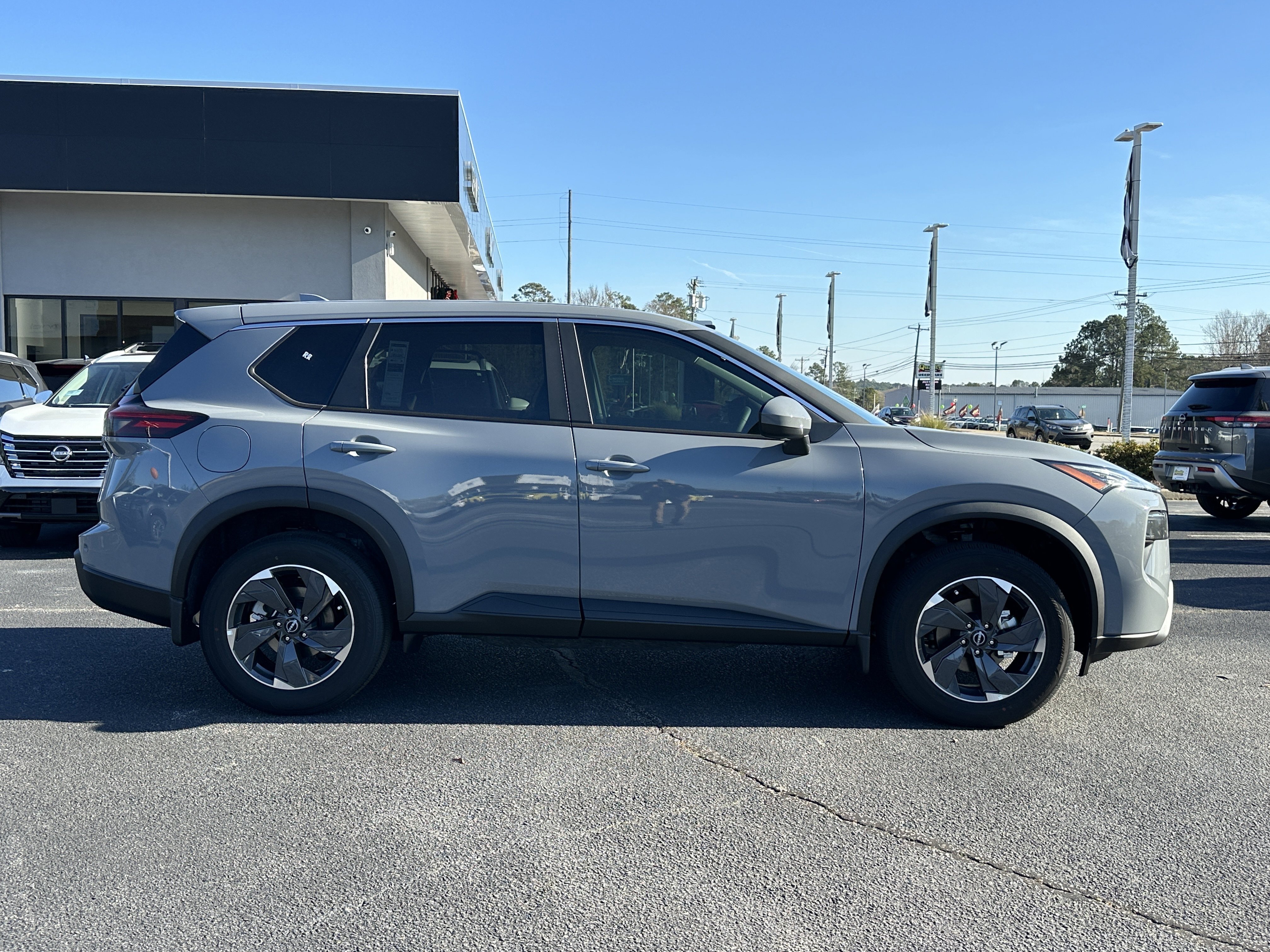 New 2026 Boulder Gray Pearl Nissan SV image 9