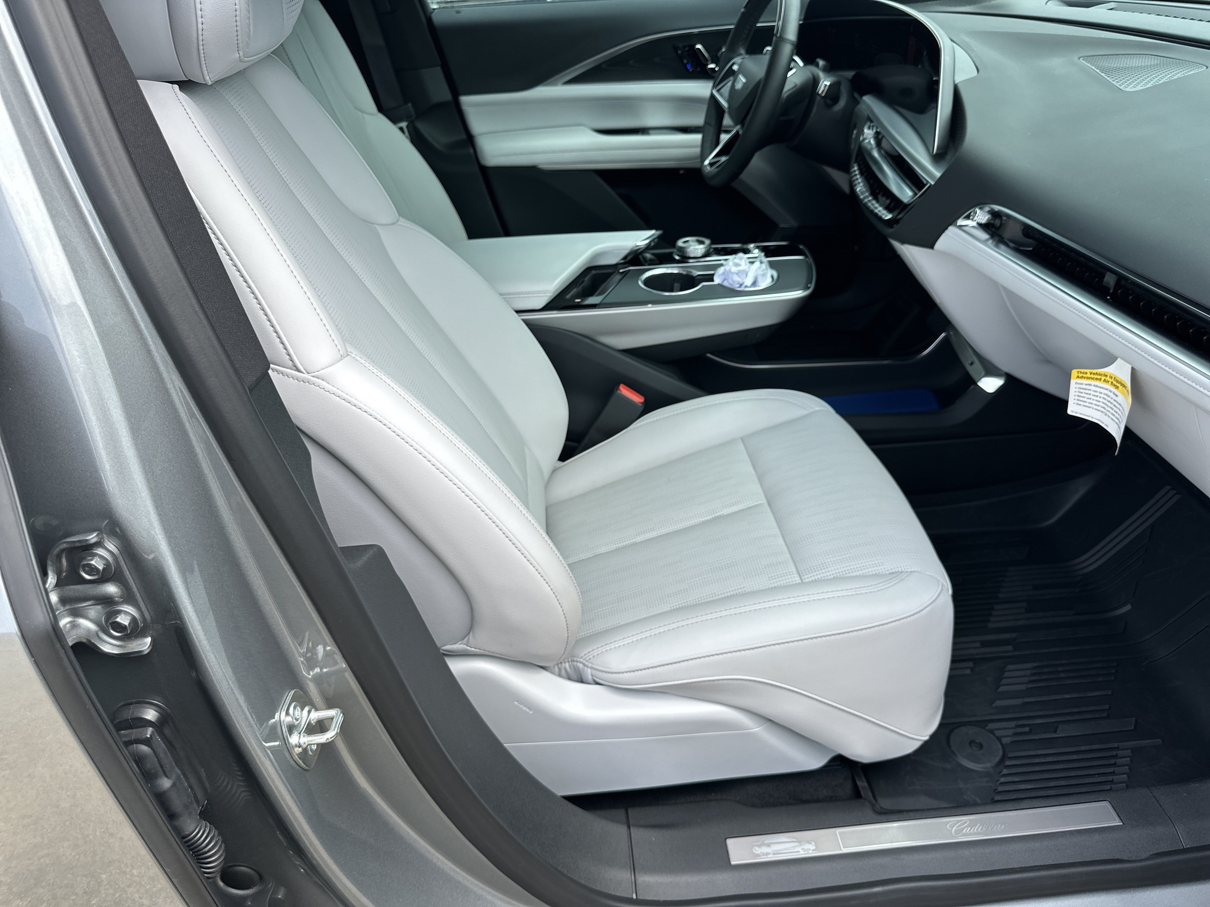 2025 Cadillac LYRIQ Sport 2 - Photo 15