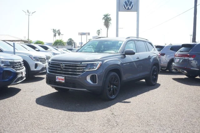 New 2026 Pure Gray Volkswagen 2.0T SE w/Technology image 1