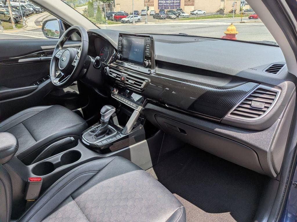 Used 2021 Blue Kia EX image 25