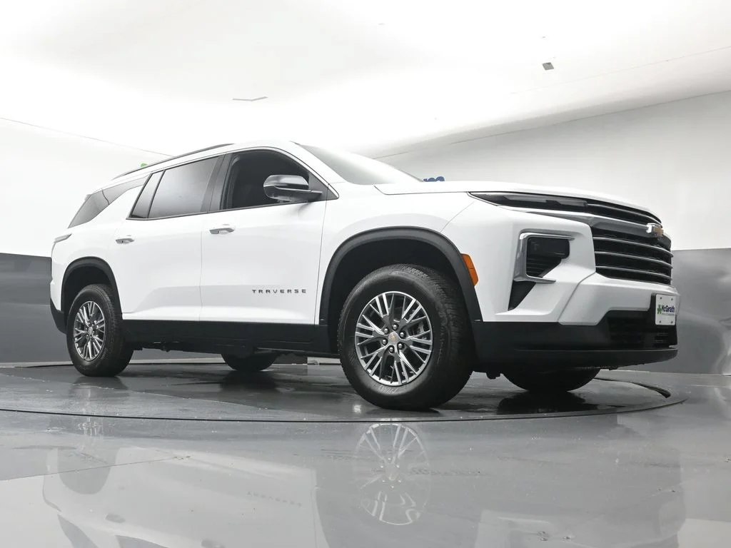 New 2026 White Chevrolet LT image 26