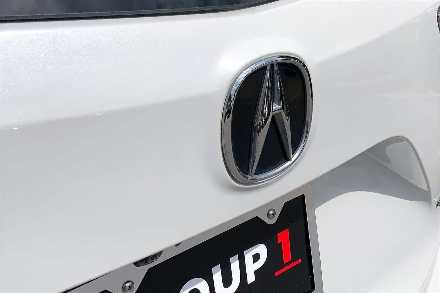Used 2025 Platinum White Pearl Acura w/Advance Package image 31