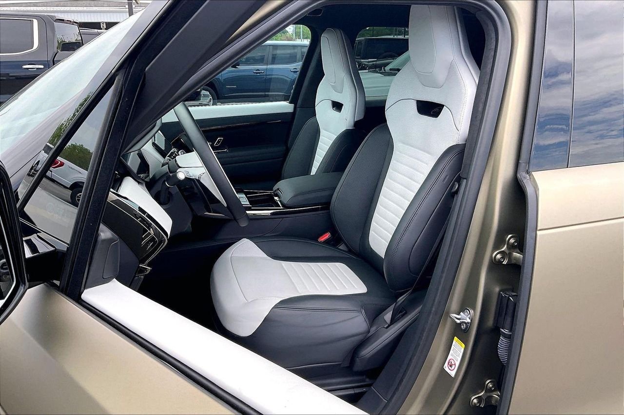 Used 2024 Carbon Bronze SV Bespoke Ultra Metallic Satin Land Rover SV Edition One Carbon Bronze image 23