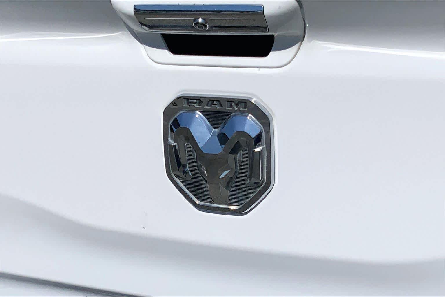 Used 2019 Bright White Clearcoat Ram Big Horn/Lone Star image 27