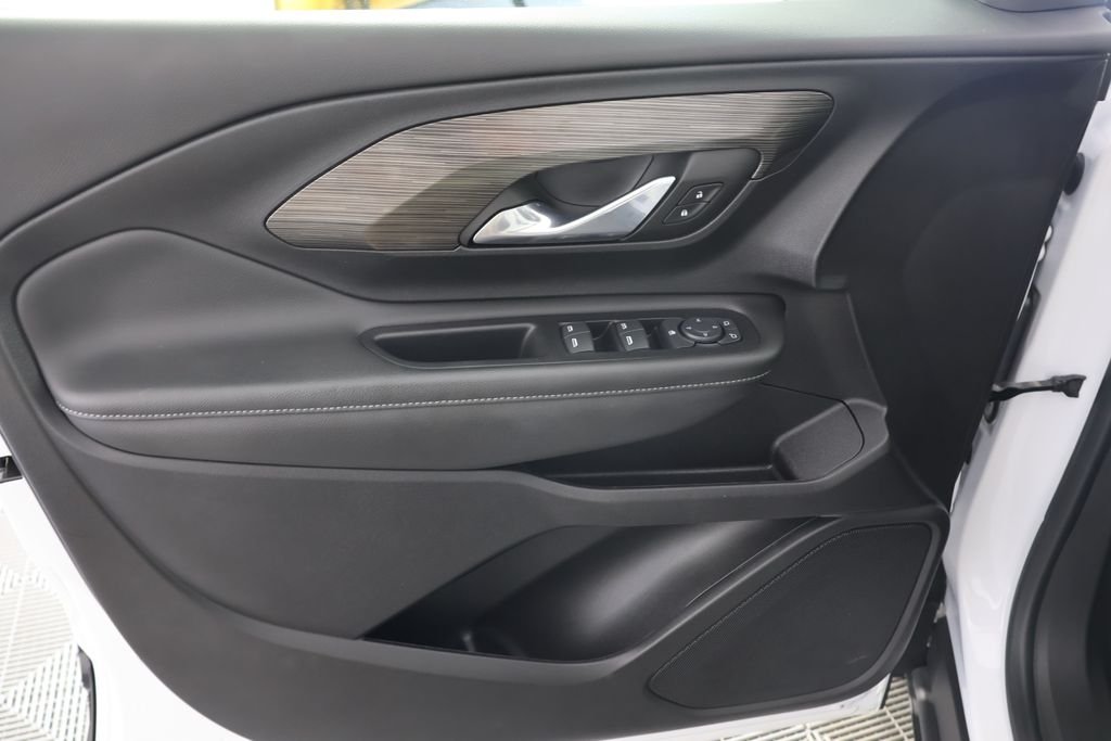 2023 GMC Terrain SLE - Photo 24