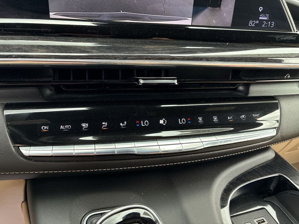 Used 2023 White Cadillac Premium Luxury image 17