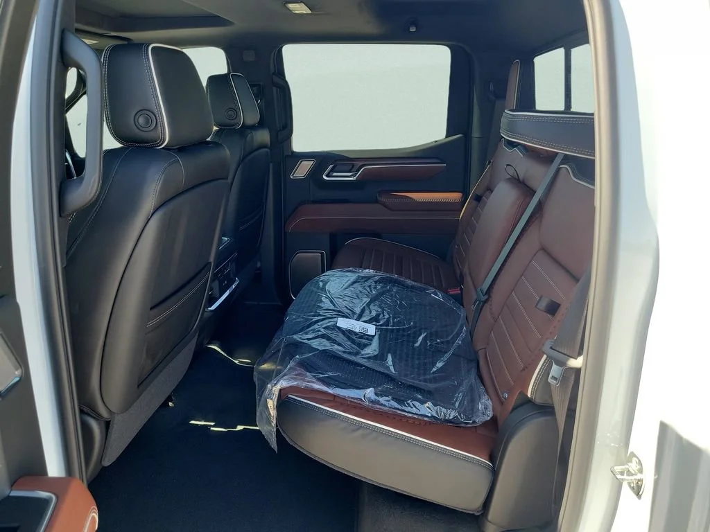 New 2026 Glacier White Tricoat GMC Denali Ultimate image 10