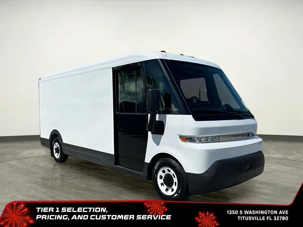 Used 2024 White BrightDrop Base image 11