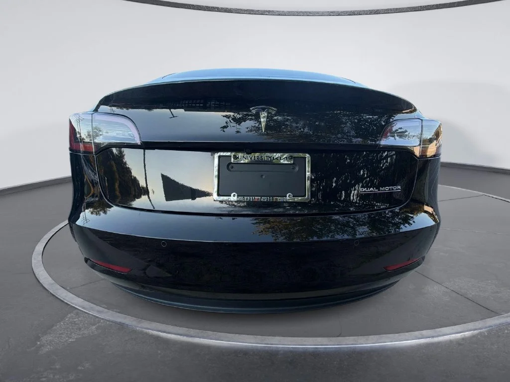 Used 2020  Tesla Standard image 5