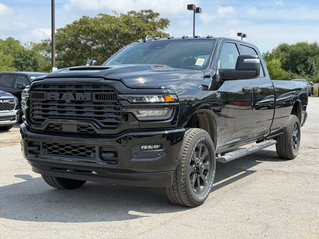 New 2027 Diamond Black Crystal Pearl-Coat Exterior Paint RAM Black Express image 2
