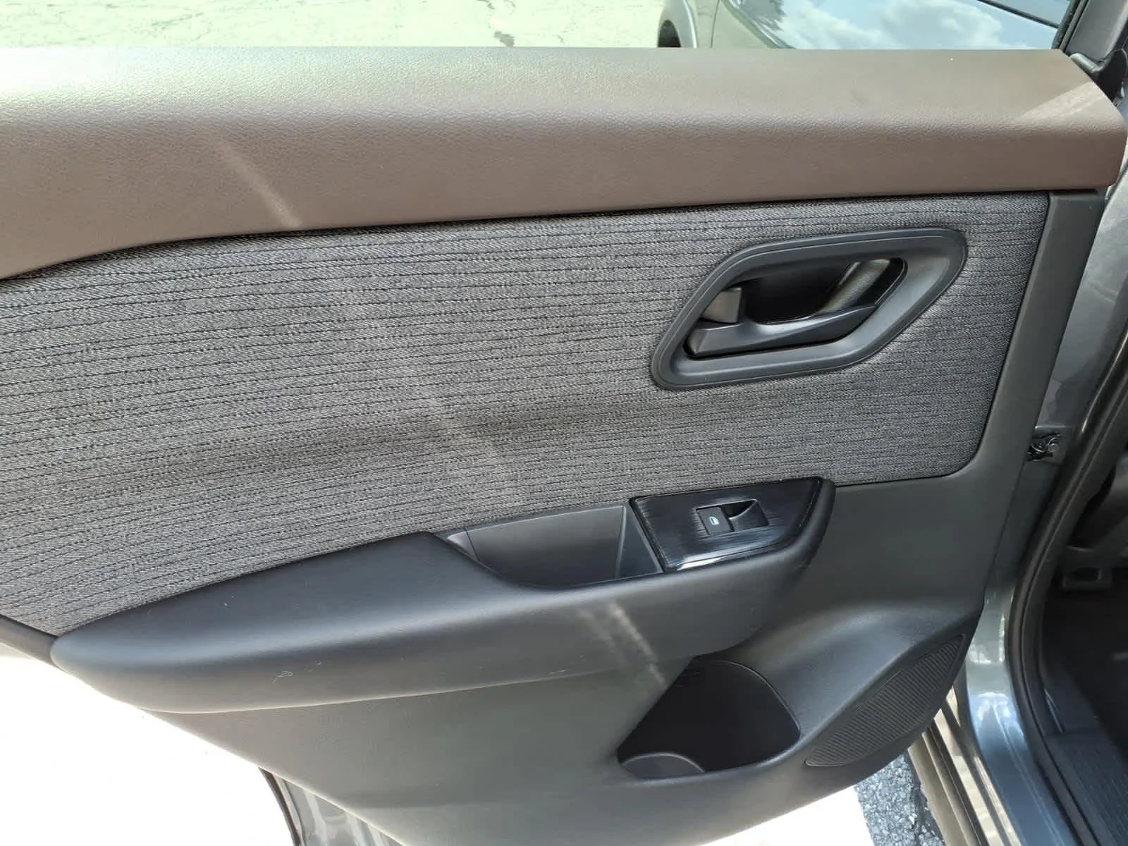 Certified Used 2023 Gun Metallic Nissan S image 11