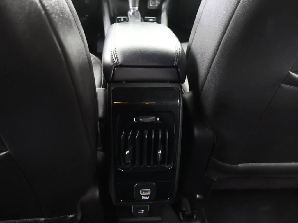 Used 2024 Bright White Clearcoat Jeep Limited image 50