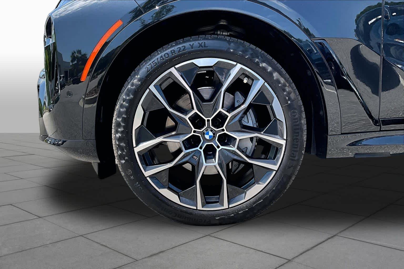 Certified Used 2026 Black Sapphire Metallic BMW xDrive40i image 11