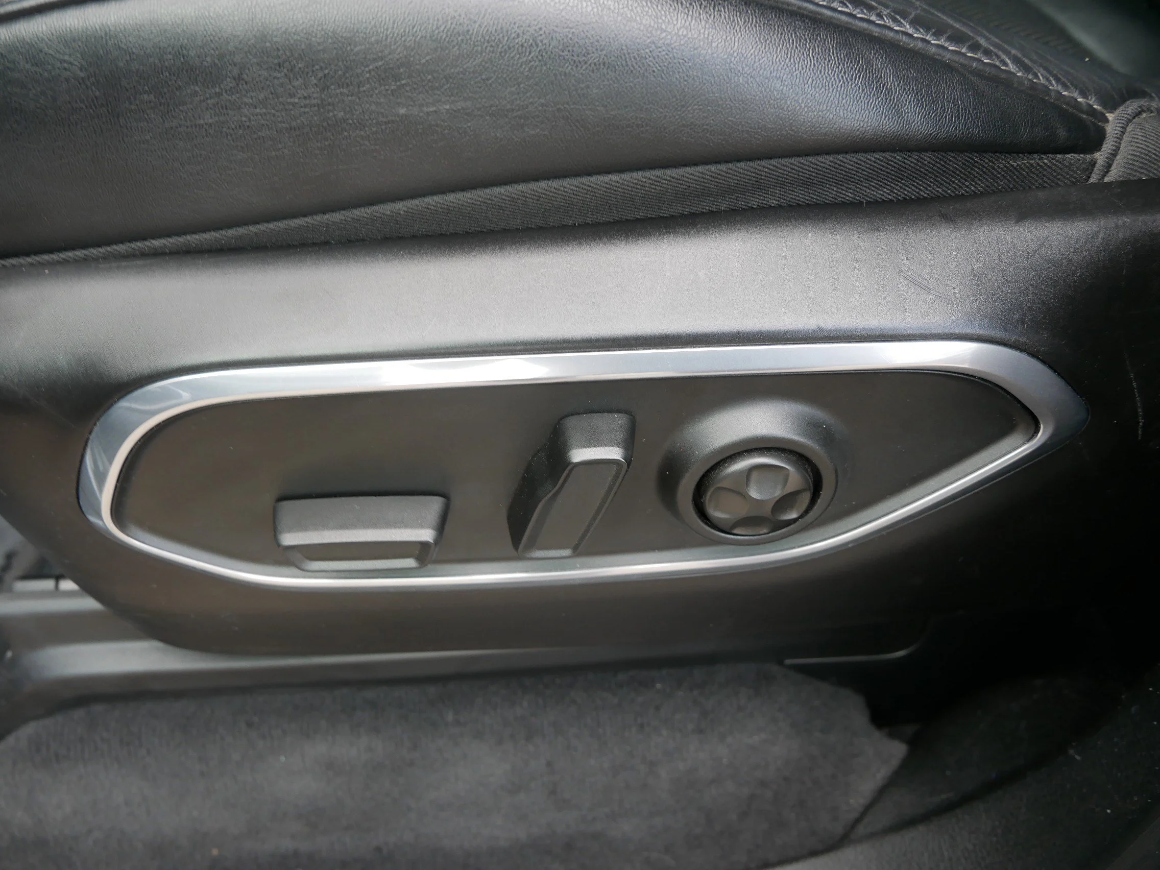 Used 2024 Silver Zynith Jeep Series II image 19