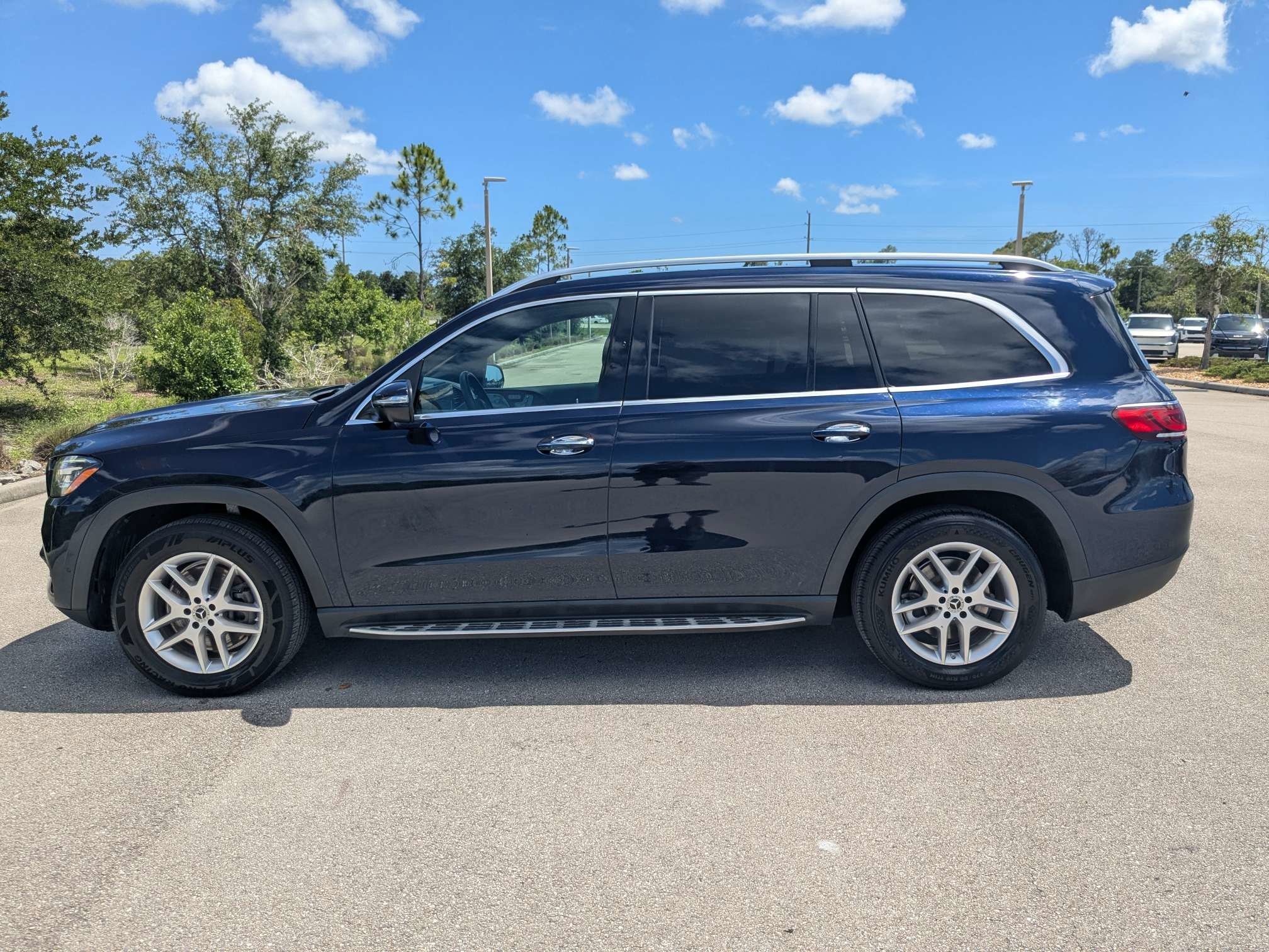 Used 2020 Brilliant Blue Metallic Mercedes-Benz GLS 450 image 8