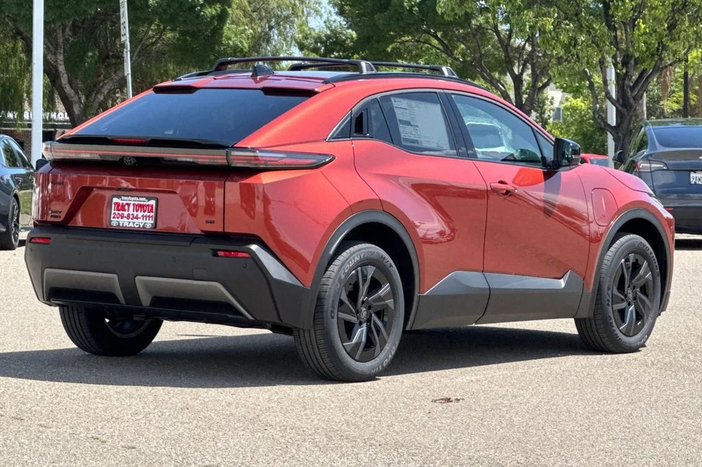 New 2026 Tandoori Toyota  SE image 5